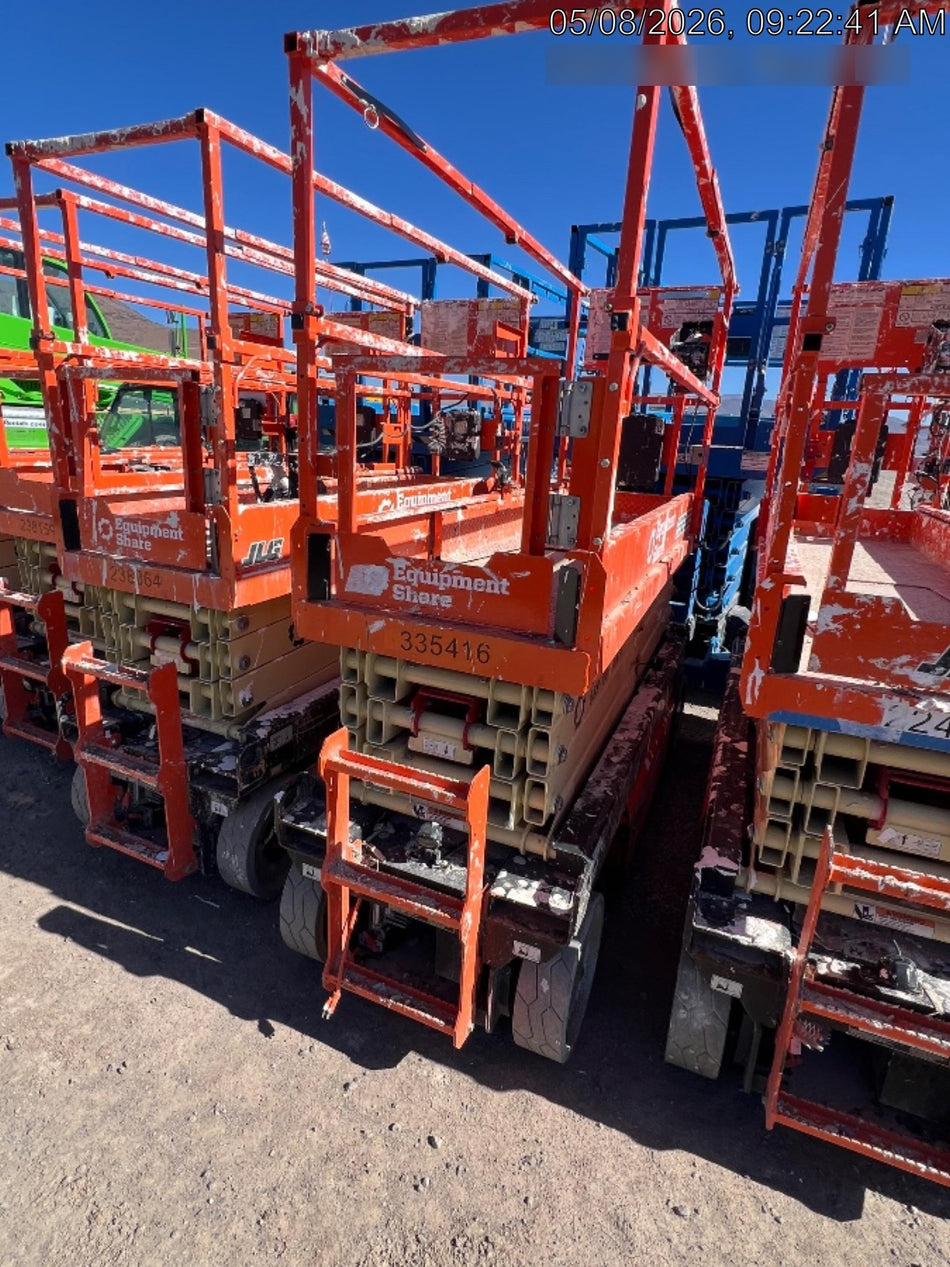 2023 JLG ES2632