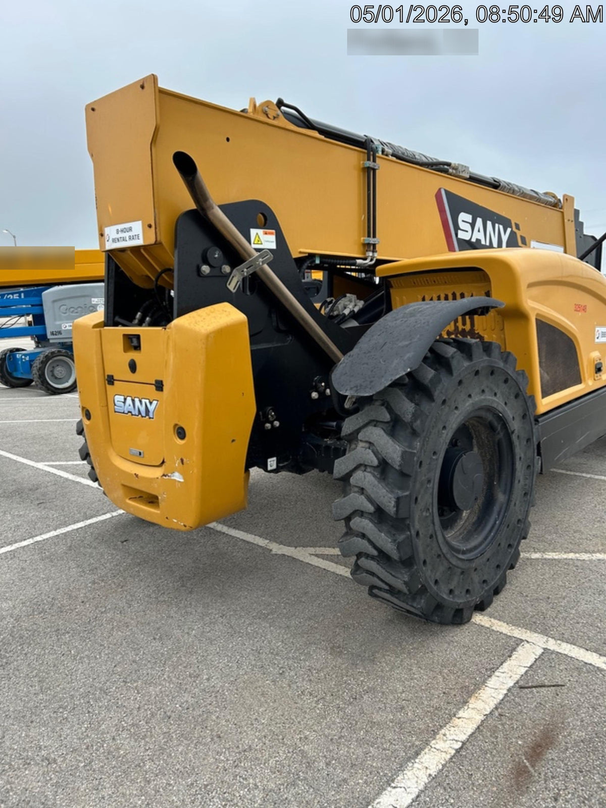 2023 SANY STH1056