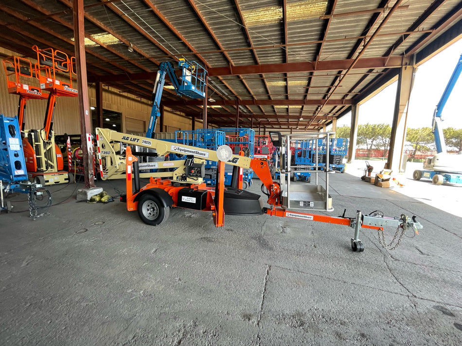 2022 JLG T350