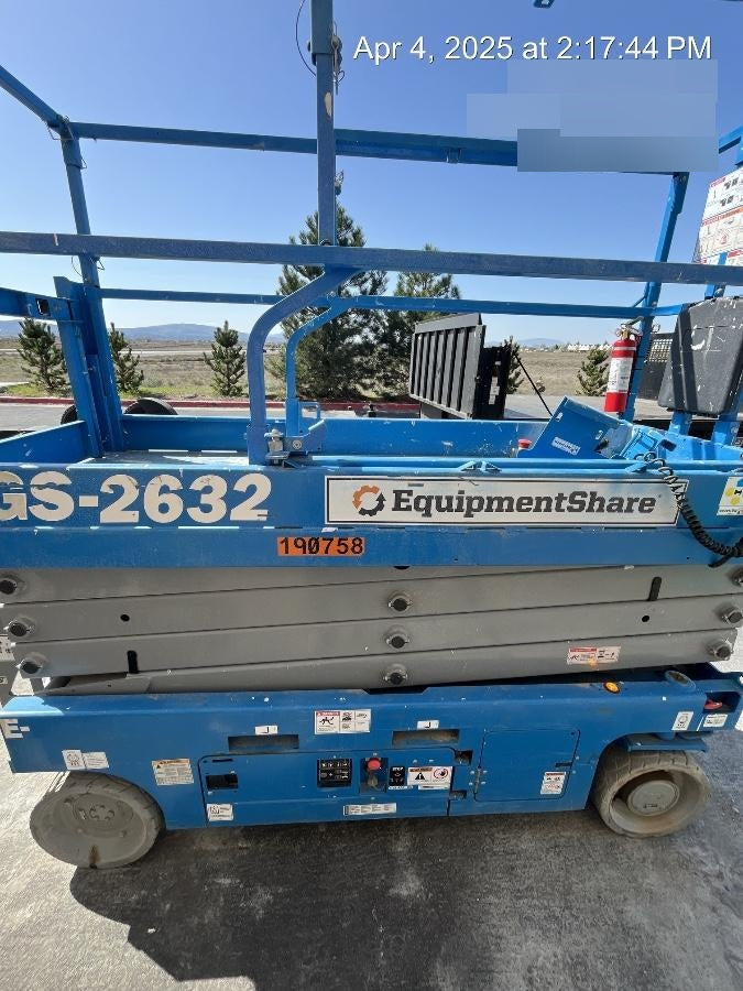 2021 GENIE GS-2632