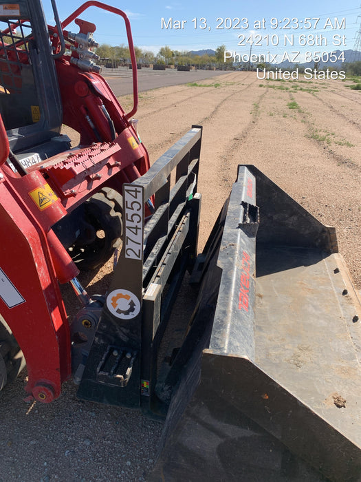 2022 ARROW MATERIAL HANDLING 48" Pallet Forks - Arrow