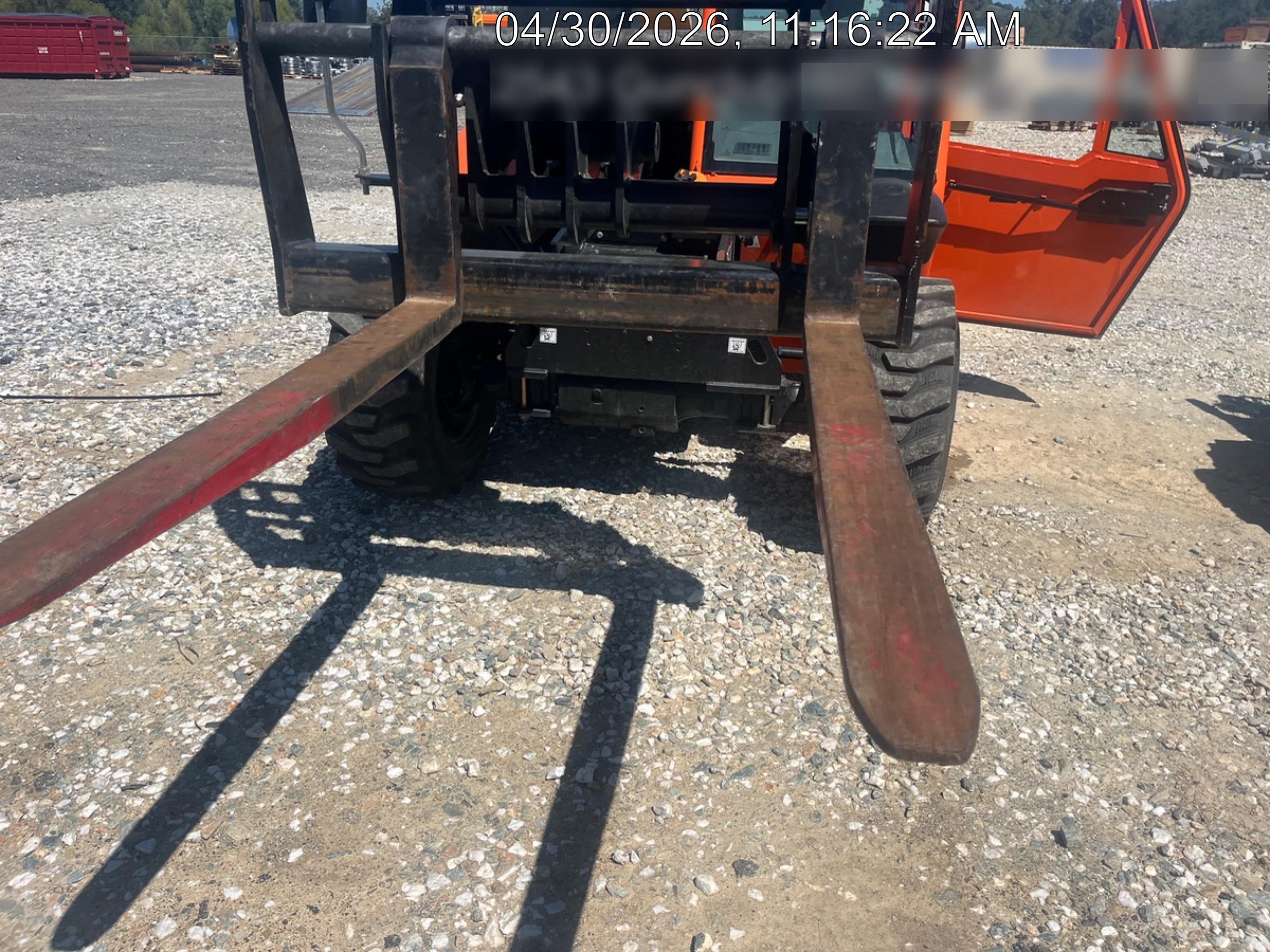 2025 JLG 519