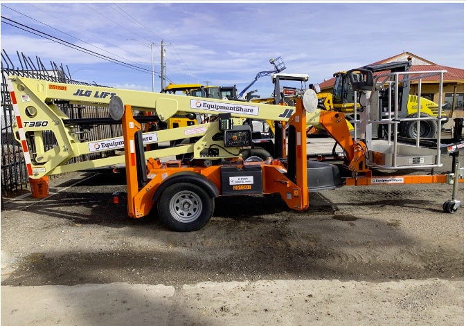 2022 JLG T350
