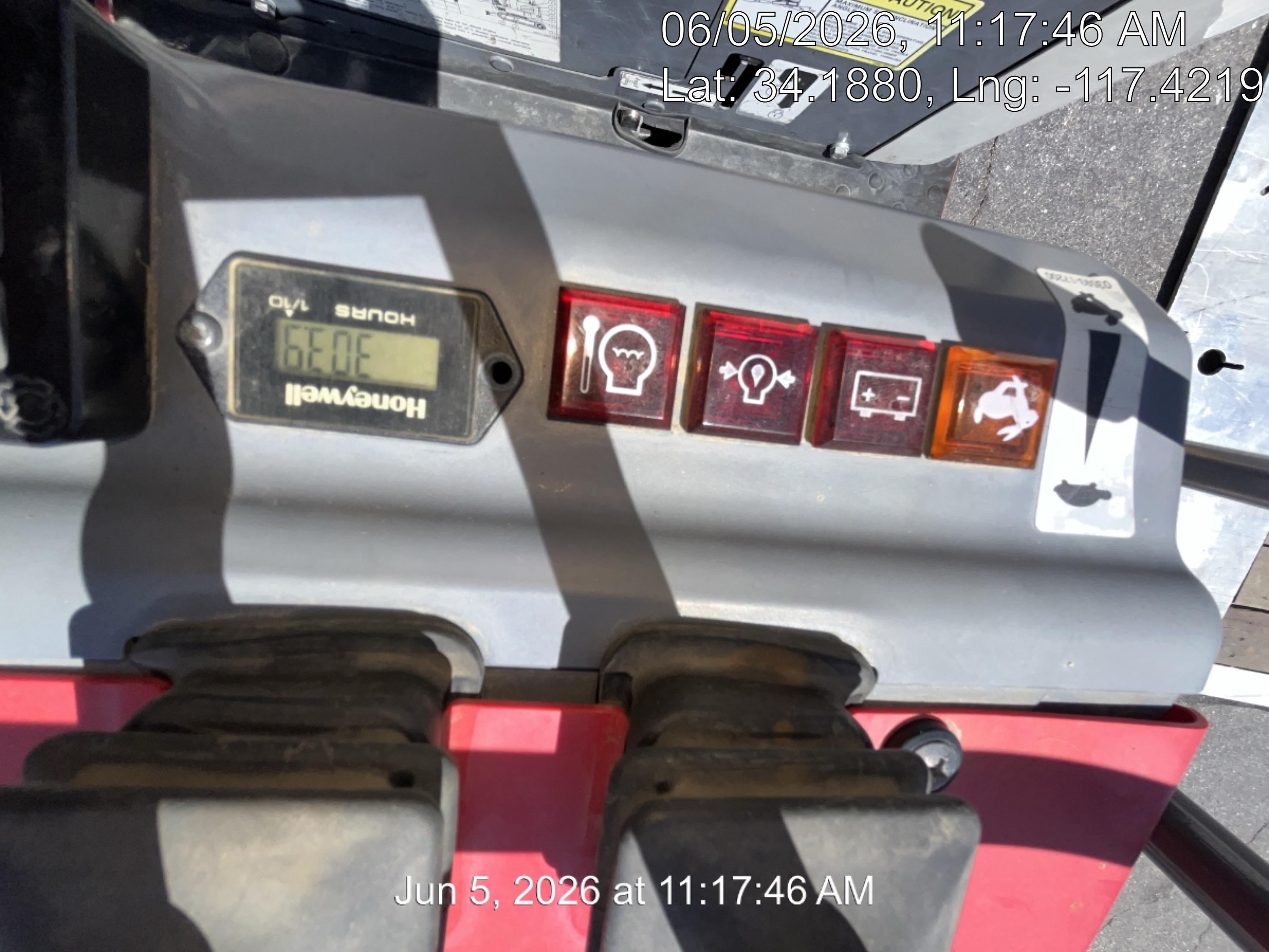 2023 TAKEUCHI TB210R