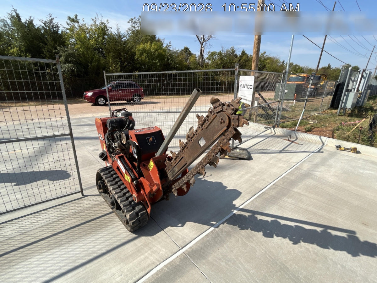 2020 DITCH WITCH C24XA