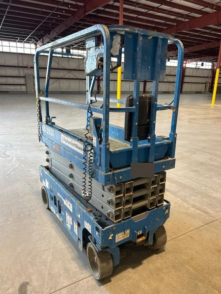 2020 Genie GS-1930 Fixed rails with chain entry gate - Pre A92.20
