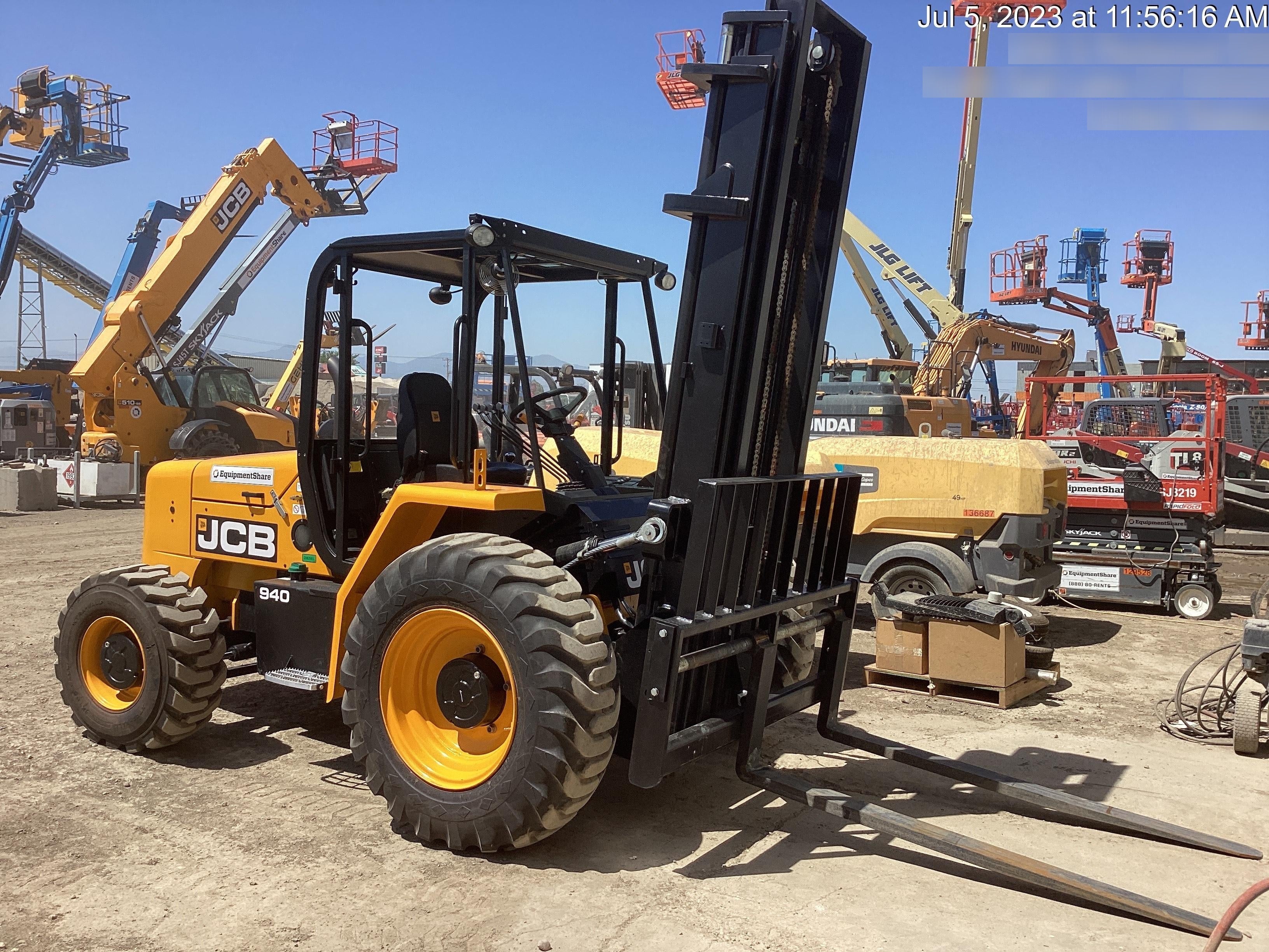 2023 JCB 940-4