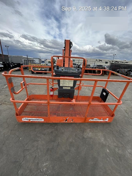 2019 JLG 460SJ