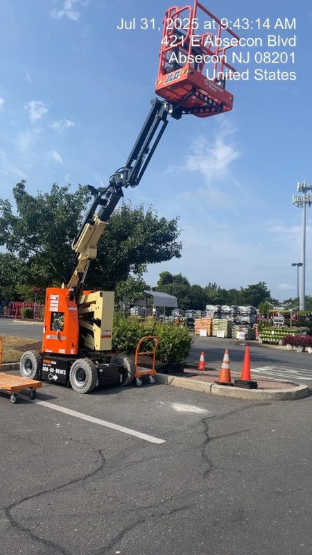 2025 JLG E300AJP