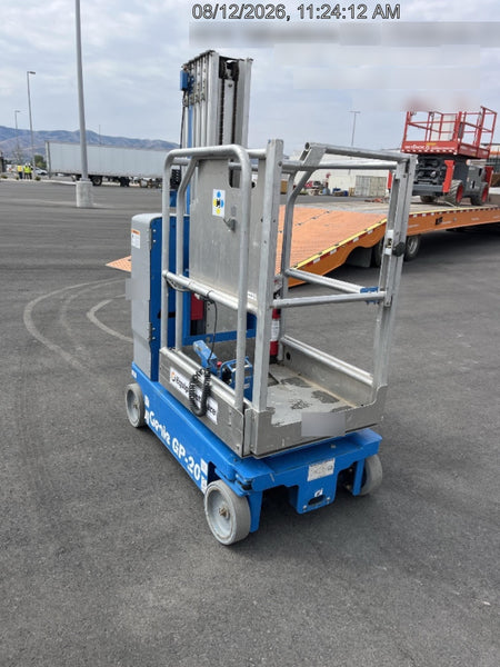 2019 GENIE GR-20