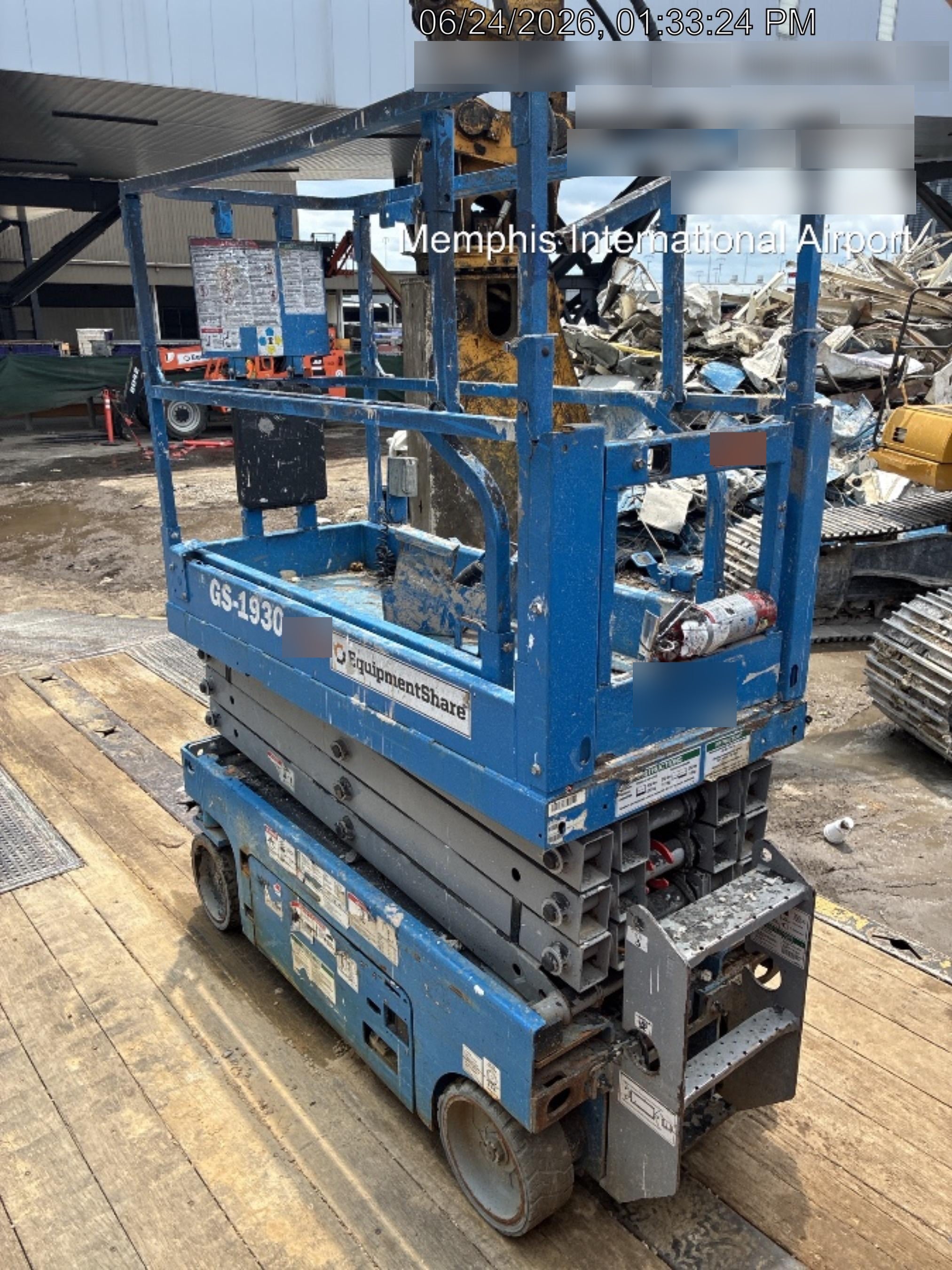 2020 Genie GS-1930 Solid Non Marking Tires, Beacon, Folding rails with half height swing gate