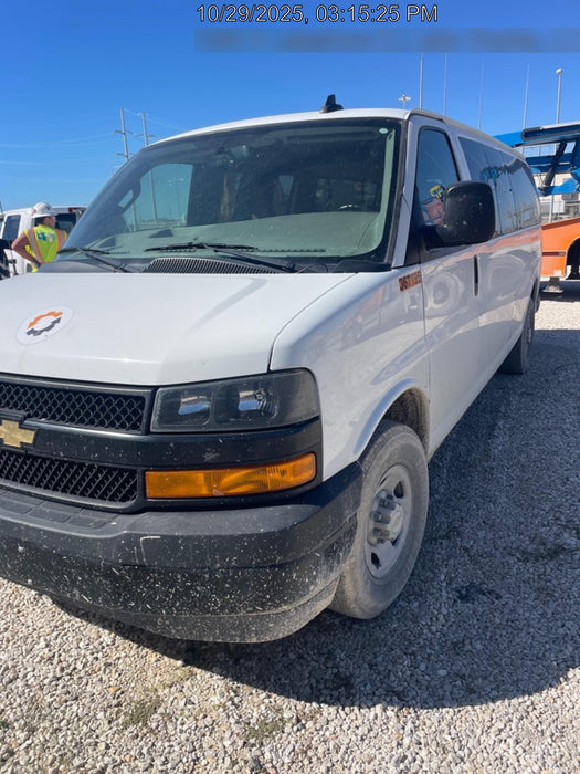 2023 CHEVROLET Express Van - Rental