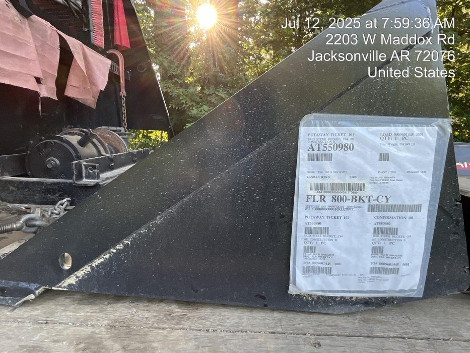 2025 JOHN DEERE 84" Bucket - John Deere