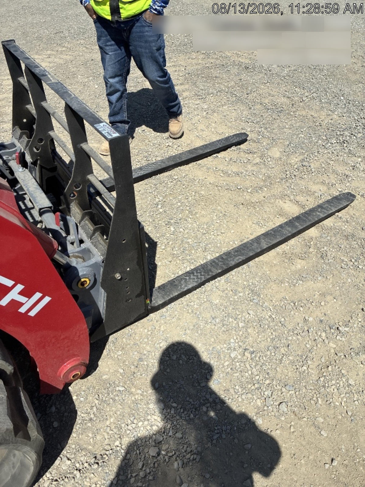 2026 ARROW MATERIAL HANDLING 72" Pallet Forks - Arrow