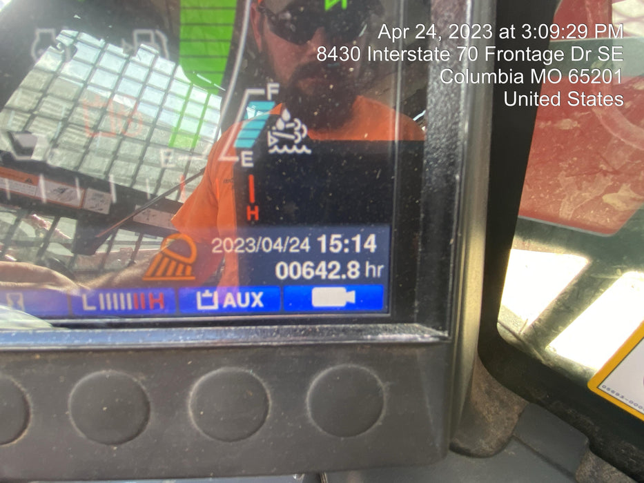 2021 TAKEUCHI TL12V2-CRH