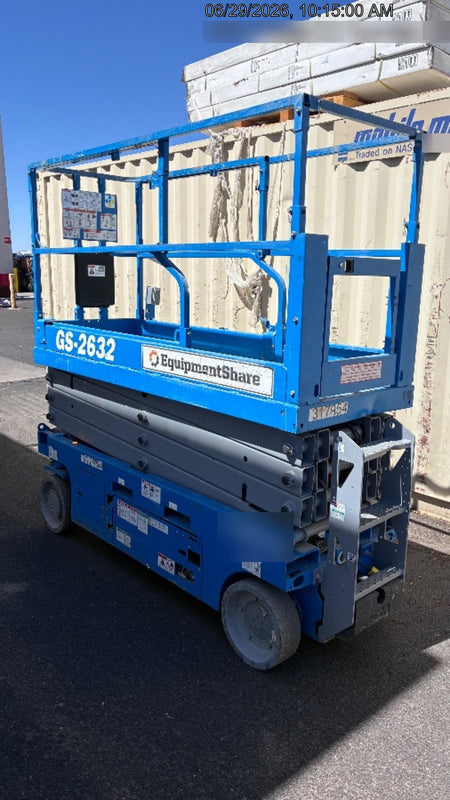 2023 GENIE GS-2632
