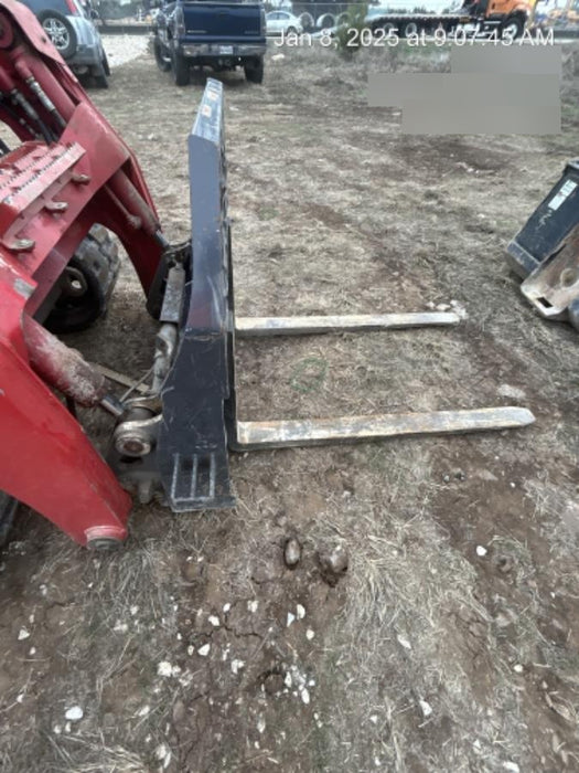 2021 PALADIN 48" Pallet Forks - Paladin