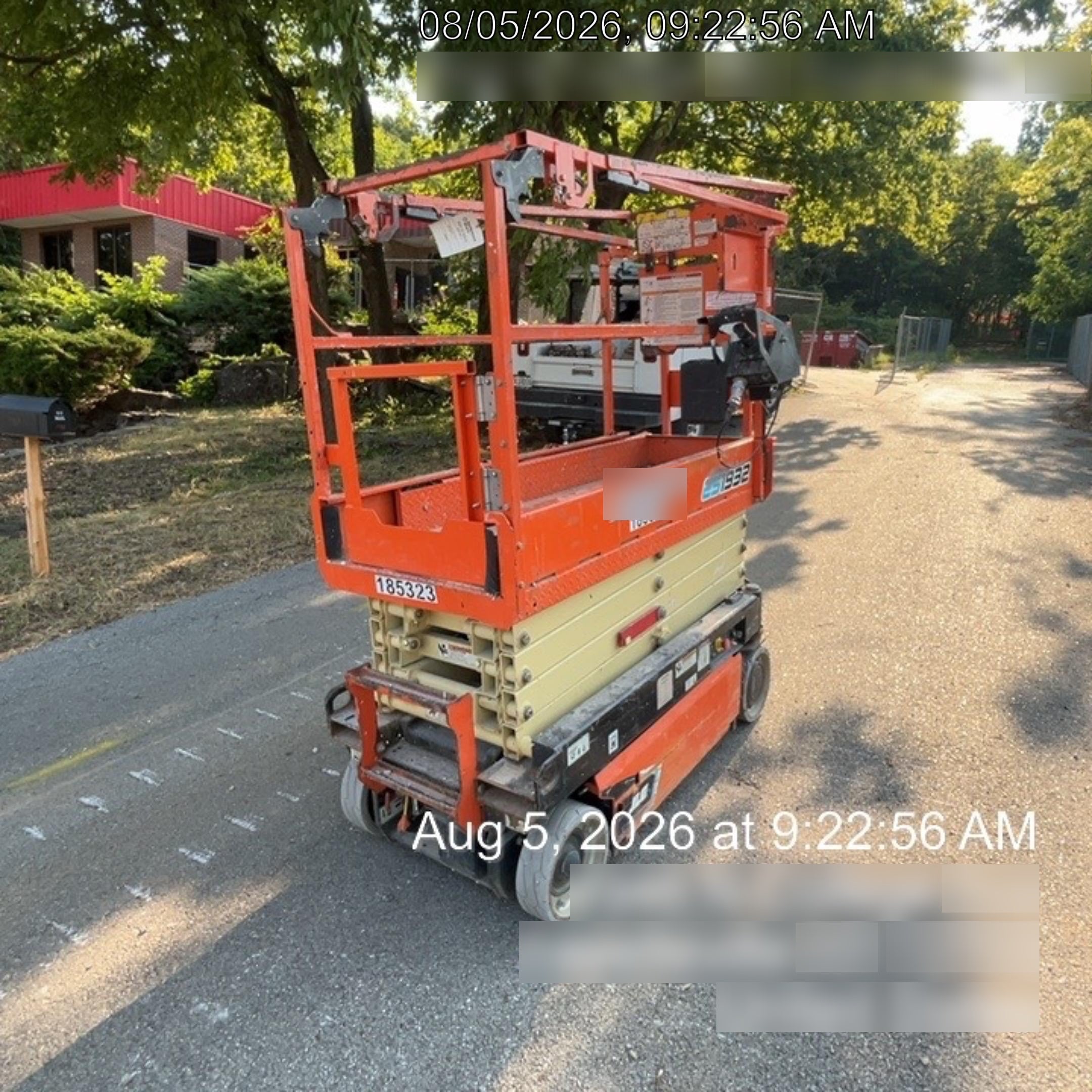 2021 JLG ES1932