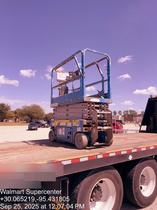 2017 Genie GS-1930 Genie GS-1930 Lift w/Fixed Rail and Chain Entry