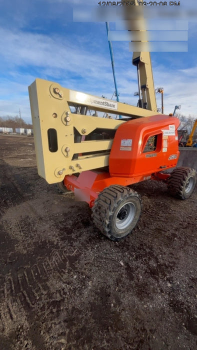 2019 JLG 450AJ