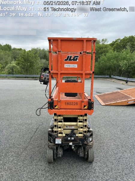 2021 JLG ES1932