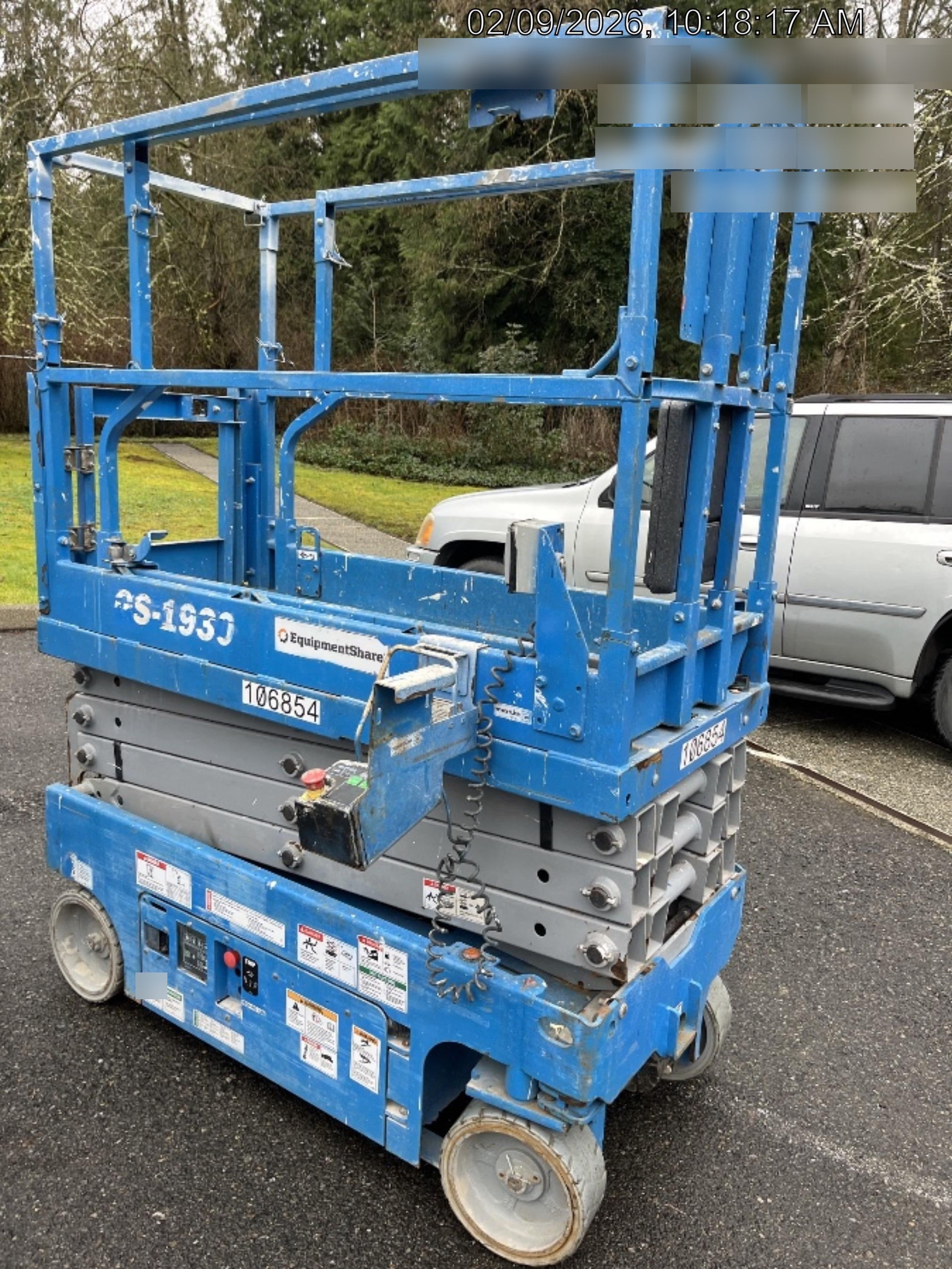 2020 Genie GS-1930 Solid Non Marking Tires, Beacon, Folding rails with half height swing gate, 800W Inverter