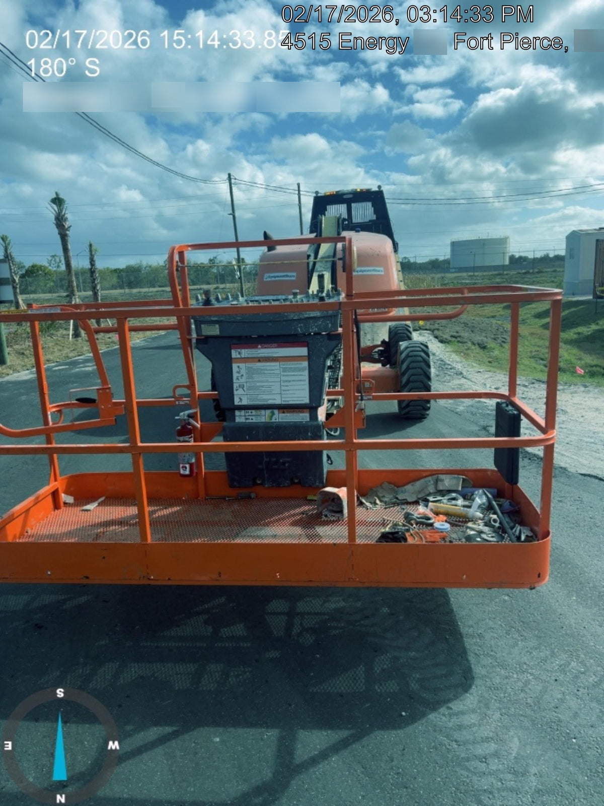 2020 JLG 400S