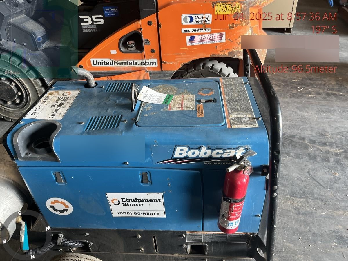2019 Miller Electric BOBCAT 250 951600 PKG-250 amp Propane Welder, Standard w/Running Gear, Bracket, Hose"250 amp Propane Welder, Standard w/Running Gear, Bracket, Hose