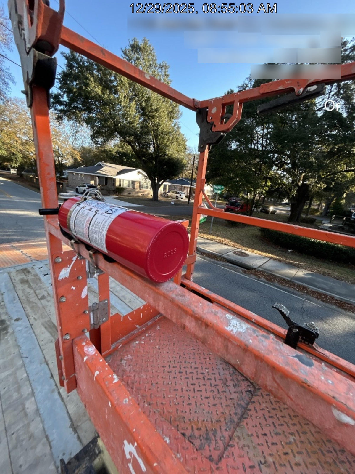 2022 JLG ES1932