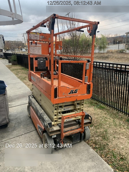 2022 JLG ES1932