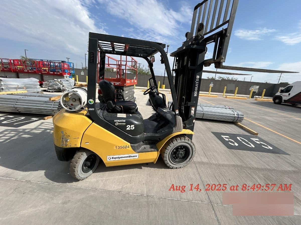 2021 KOMATSU FG25T-16