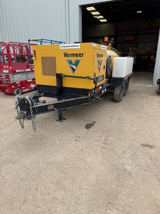 2022 Vac-Tron LP573XDT T4 Koehler Diesel Engine, 500 Gallon Debris Tank, x2 100 Gallon Water Tanks