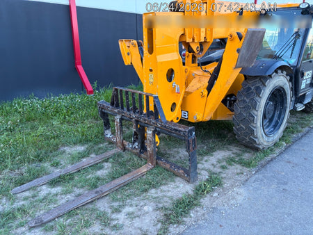 2024 JCB 510-56