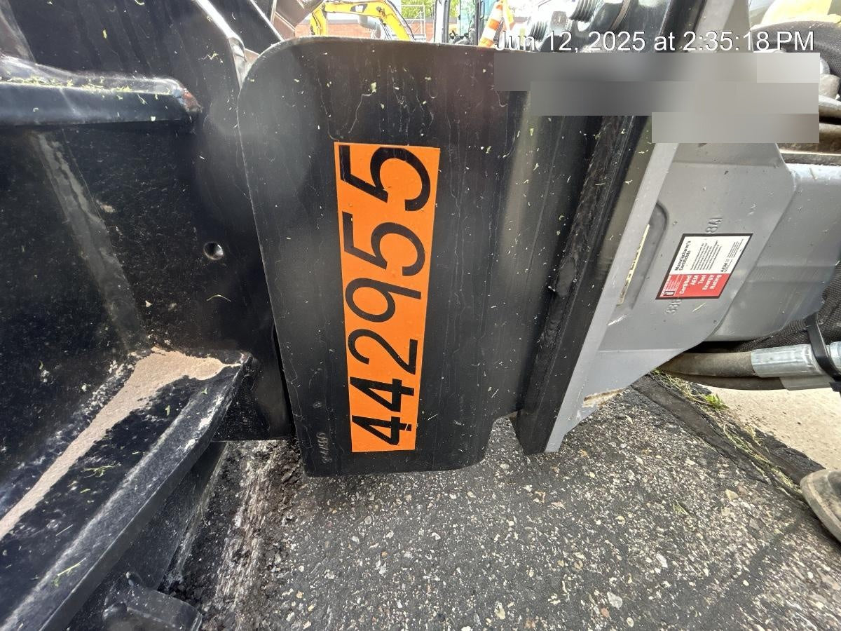 2024 EPIROC EC40T