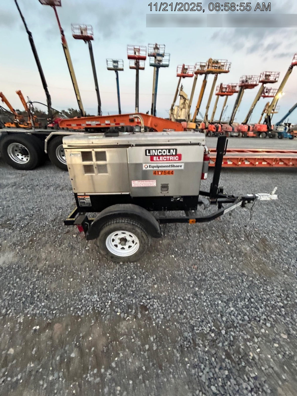 2024 Lincoln Electric LE400 Kubota V1505, Trlr, Cable Rack, Light Kit, ES Decals, T3