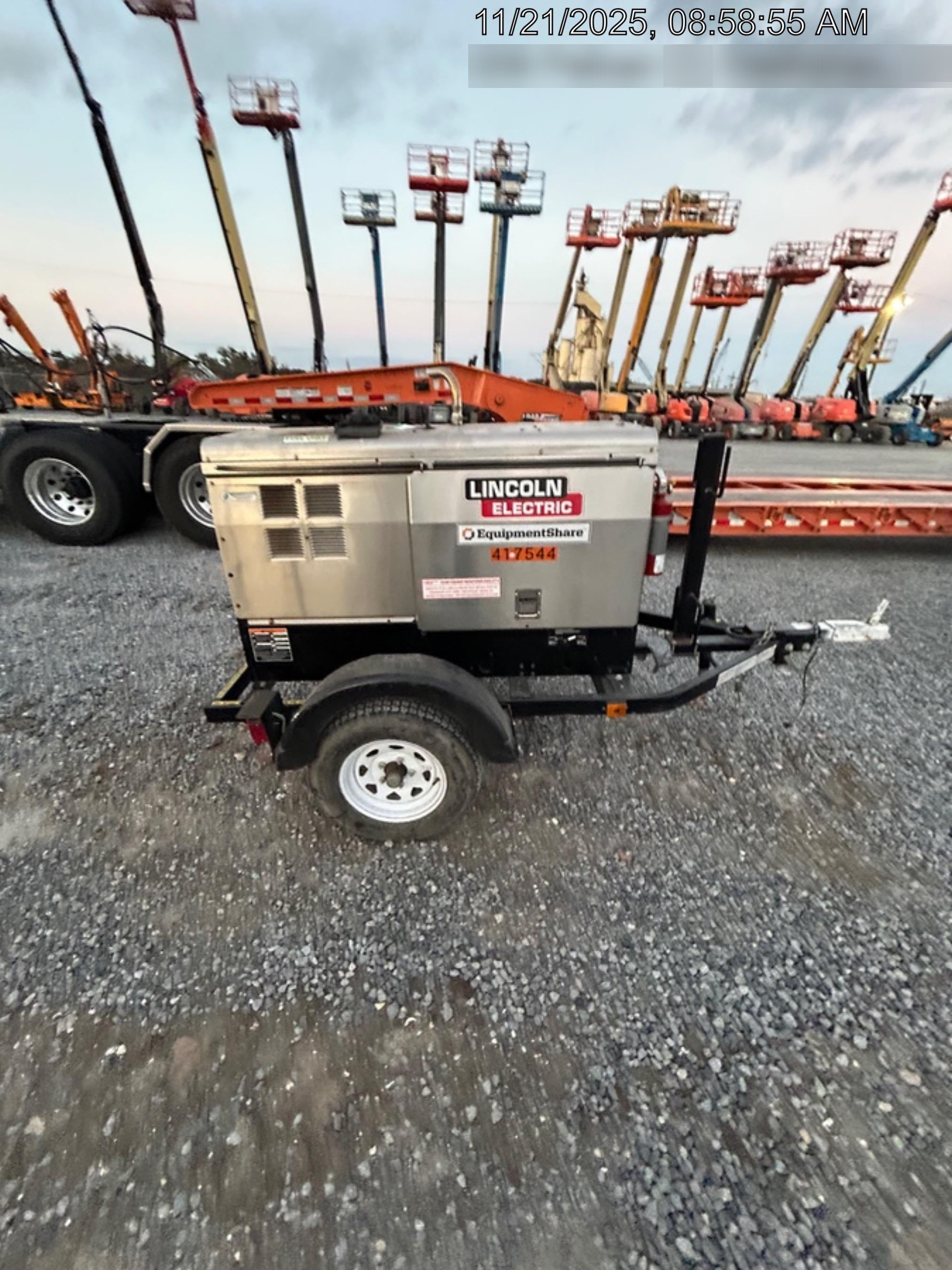 2024 Lincoln Electric LE400 Kubota V1505, Trlr, Cable Rack, Light Kit, ES Decals, T3