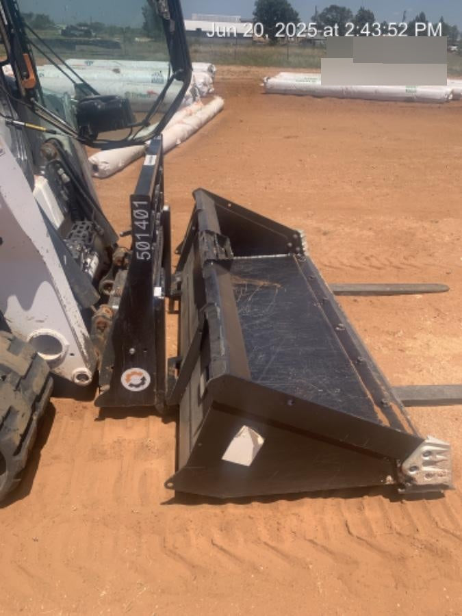 2025 ARROW MATERIAL HANDLING F5100CB