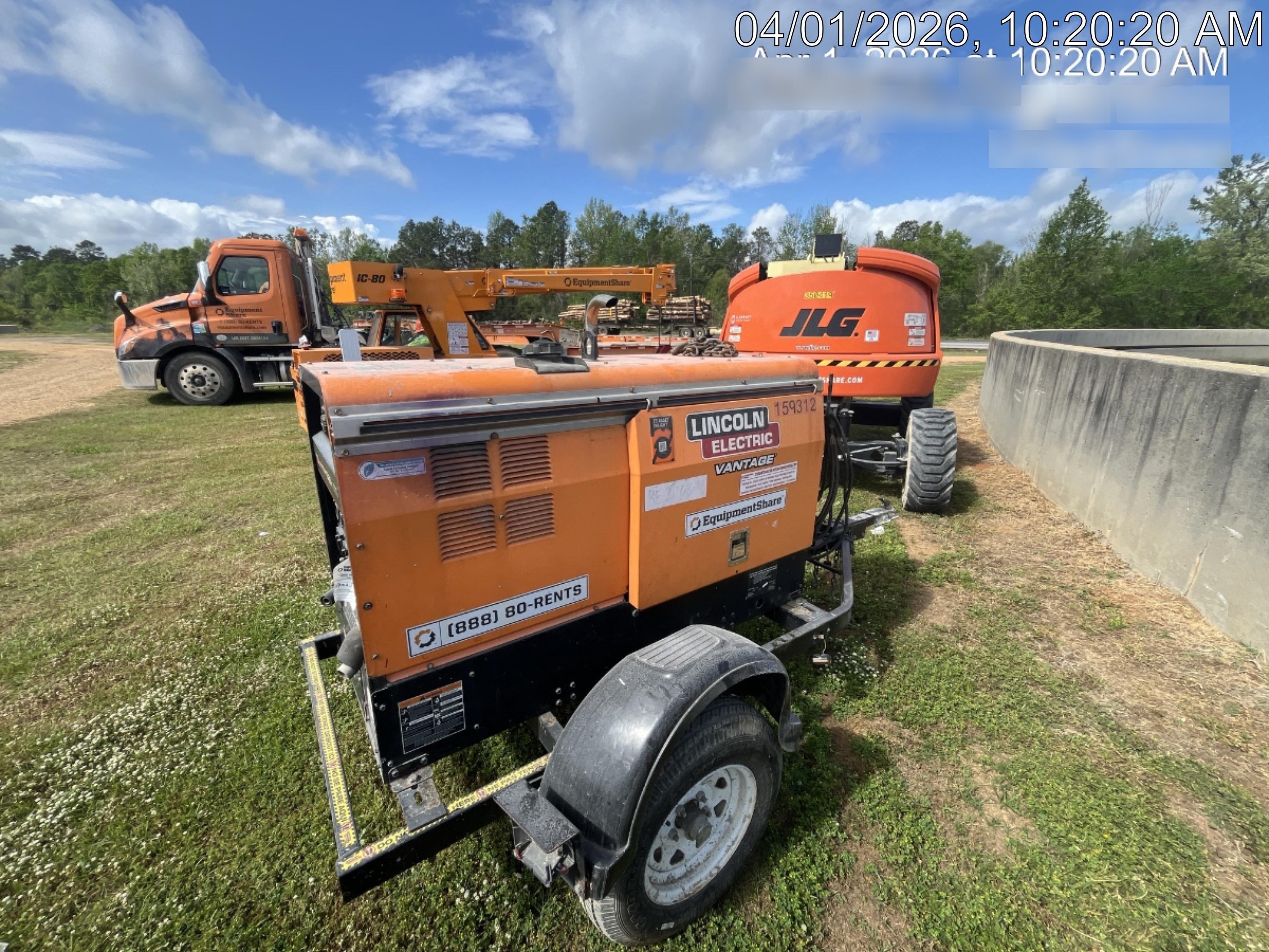 2021 Lincoln Electric Vantage 322 Vantage 322 Ready Pak 3 w/ Decals, ORANGE (includes trailer, cable rack, fender light kit) NO Telematics