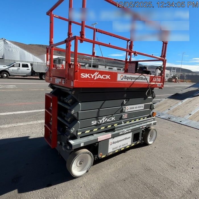 2022 SKYJACK SJ4740