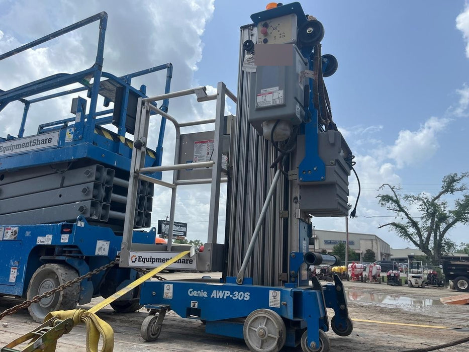 2021 GENIE AWP-30S DC