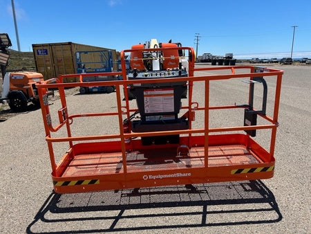 2025 JLG 660SJ