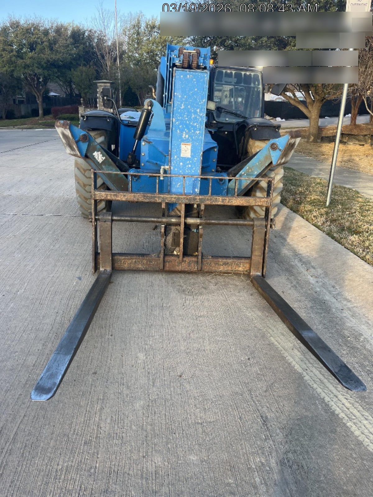 2018 Genie GTH-1056 Genie GTH-1056 w/CAB, Solid Tires, Work Lights, 60" carriage/forks, cab mesh, beacon