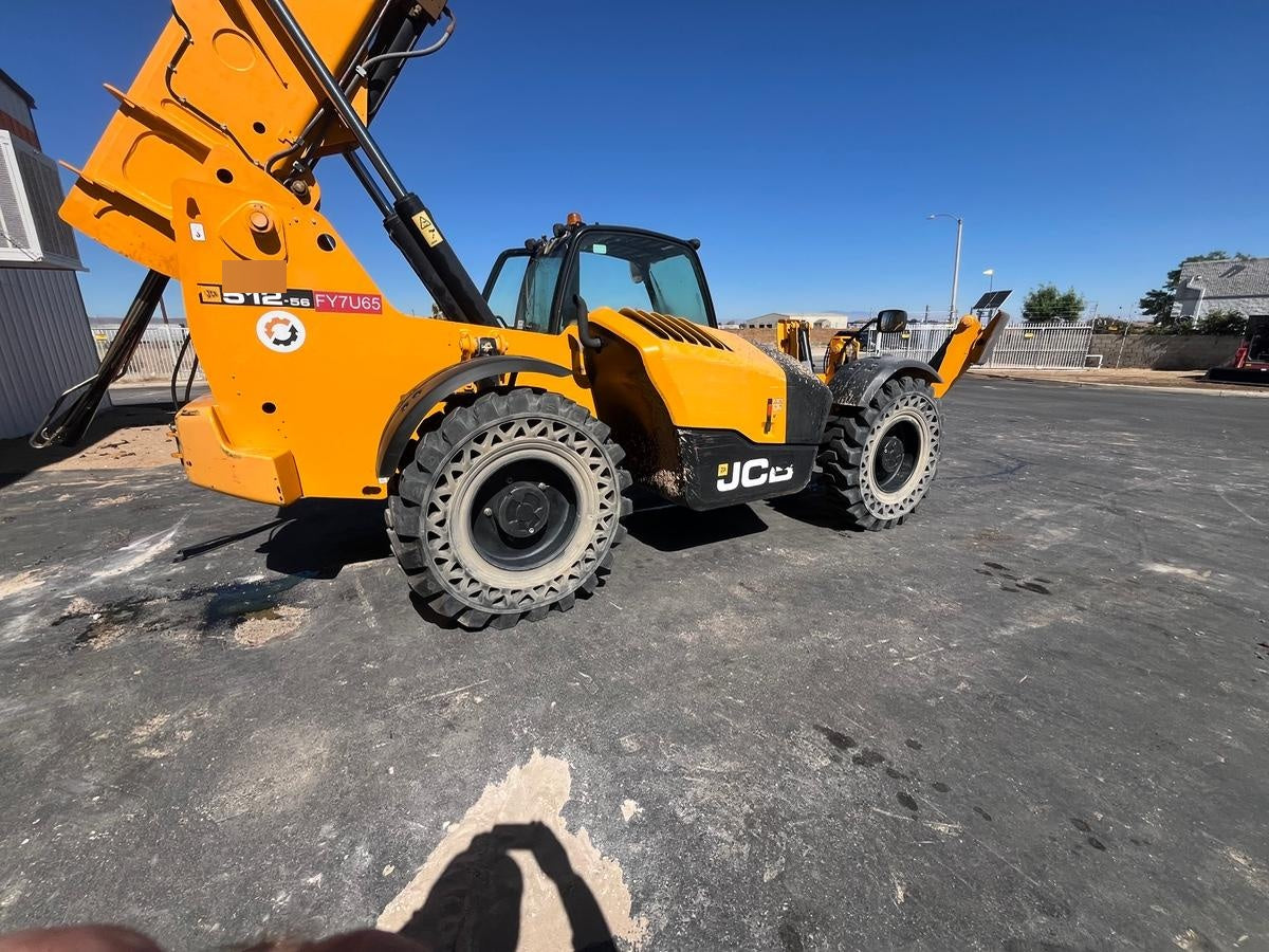 2020 JCB 512-56
