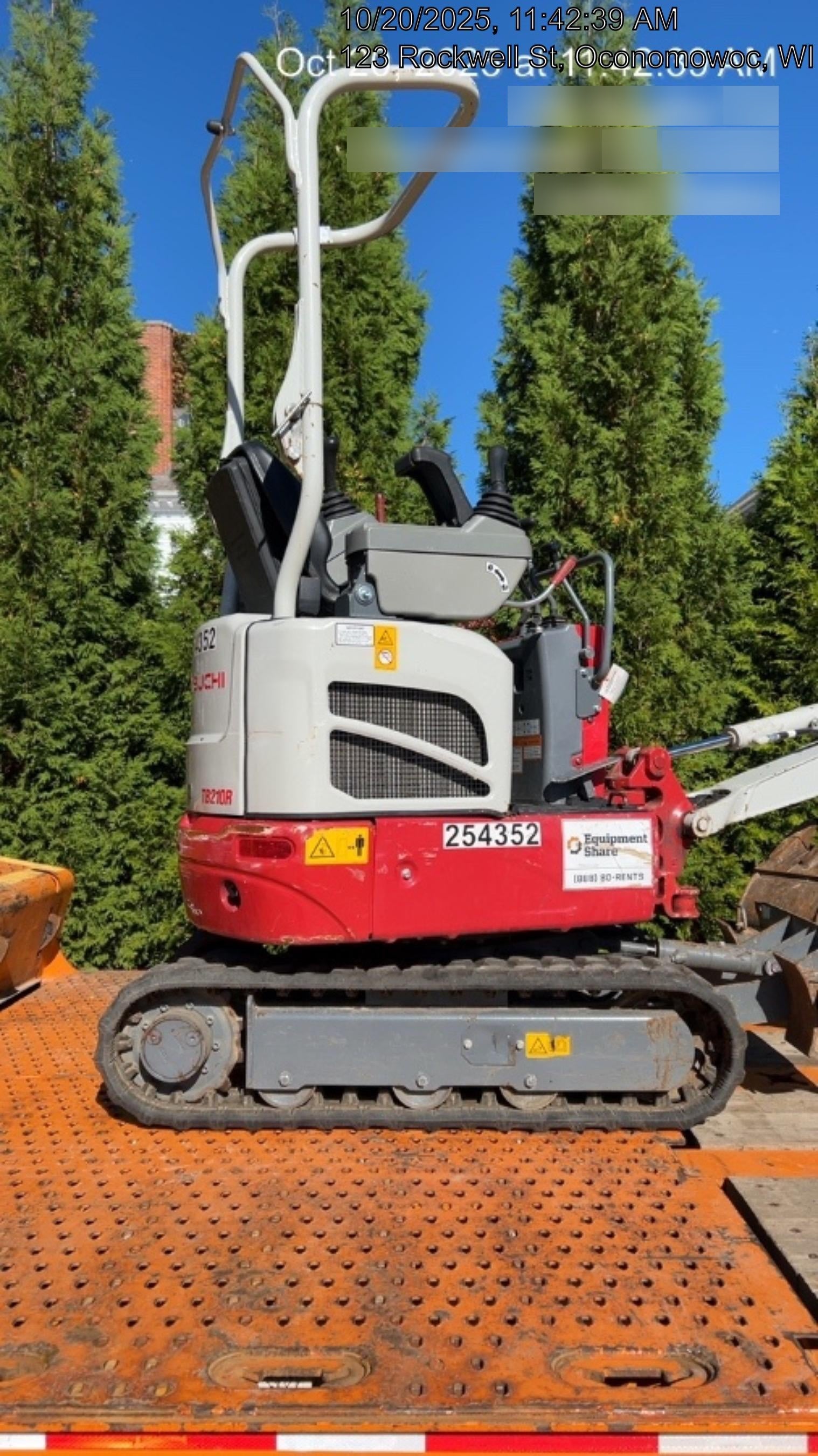 2022 TAKEUCHI TB210R