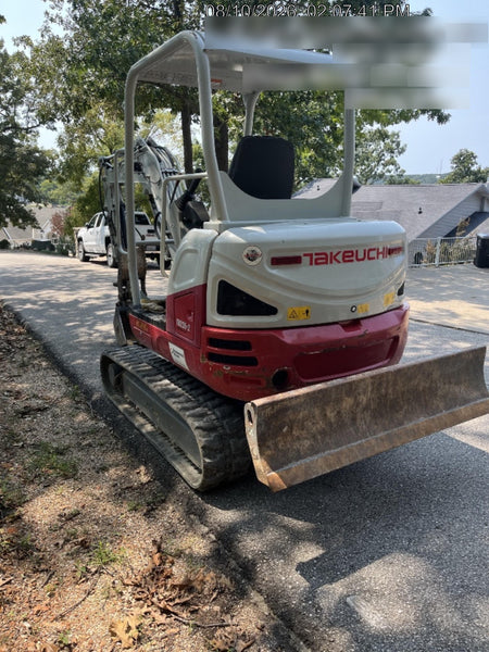 2022 TAKEUCHI TB235-2R