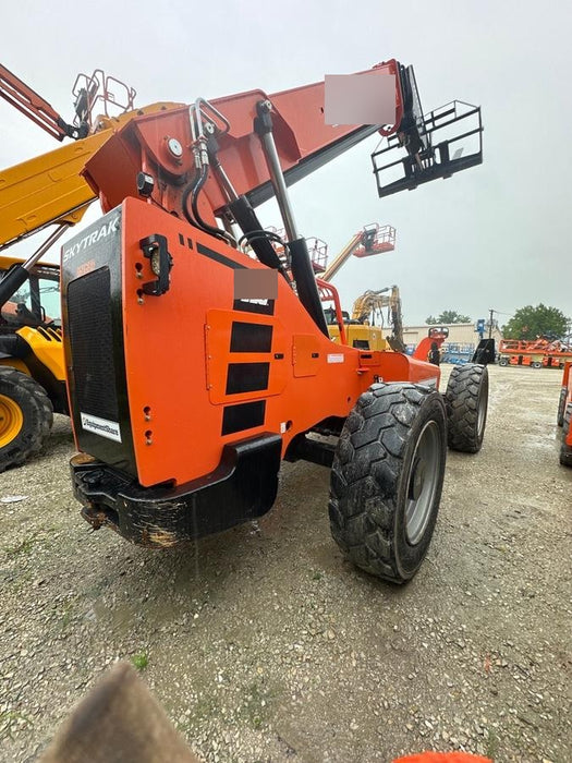 2021 SKYTRAK 10054