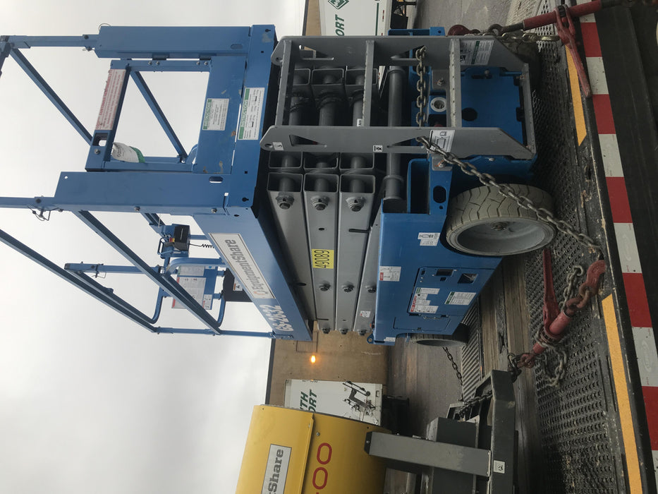 2019 Genie GS-2632 Folding rails with half height swing gate