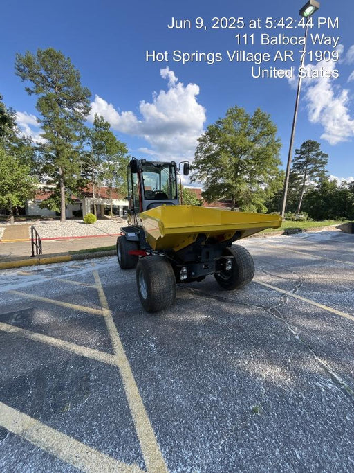 2025 WACKER NEUSON DW311 Cab Turf Tires
