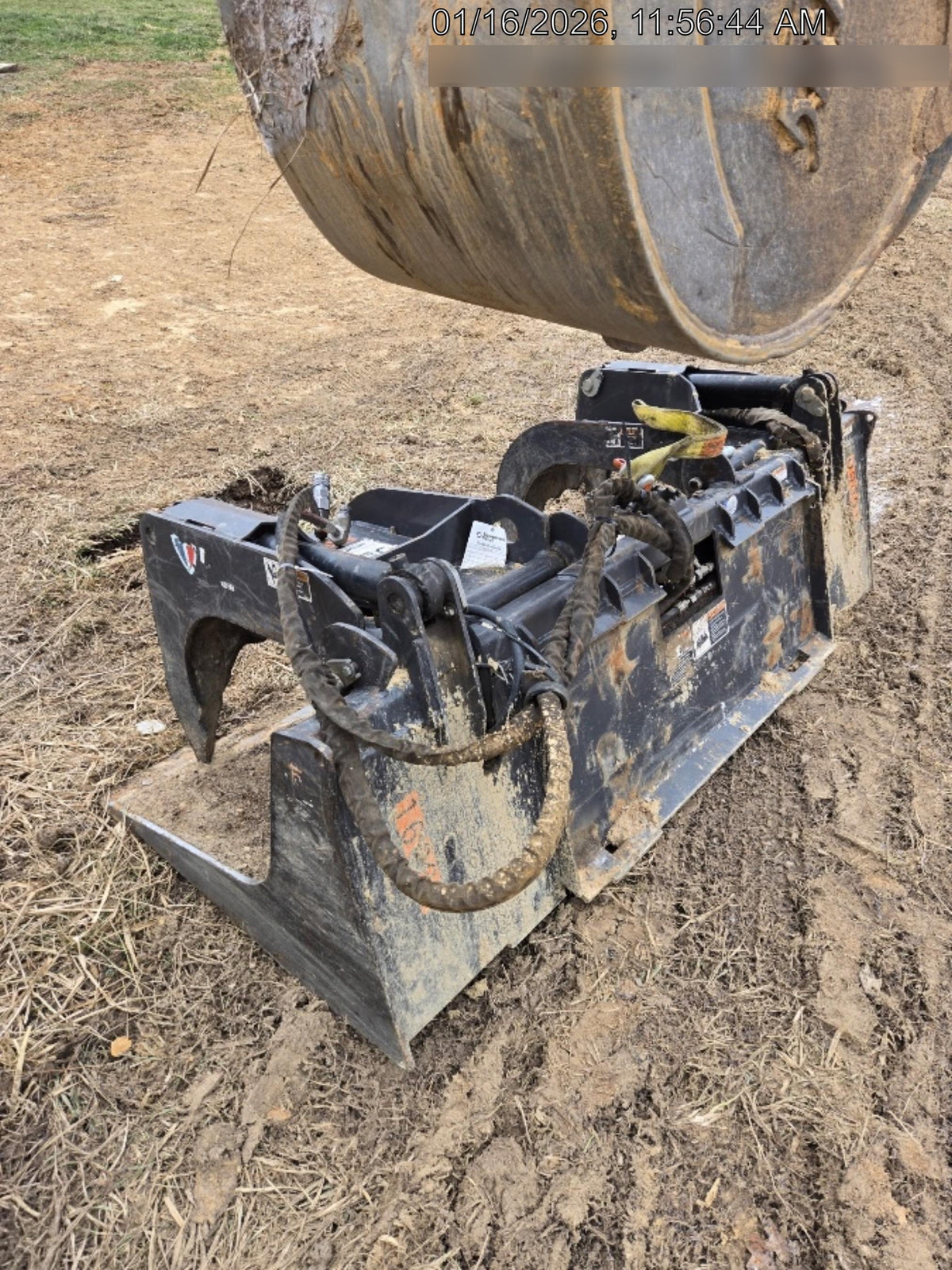 2018 PALADIN 76" Scrap Grapple Bucket - Paladin