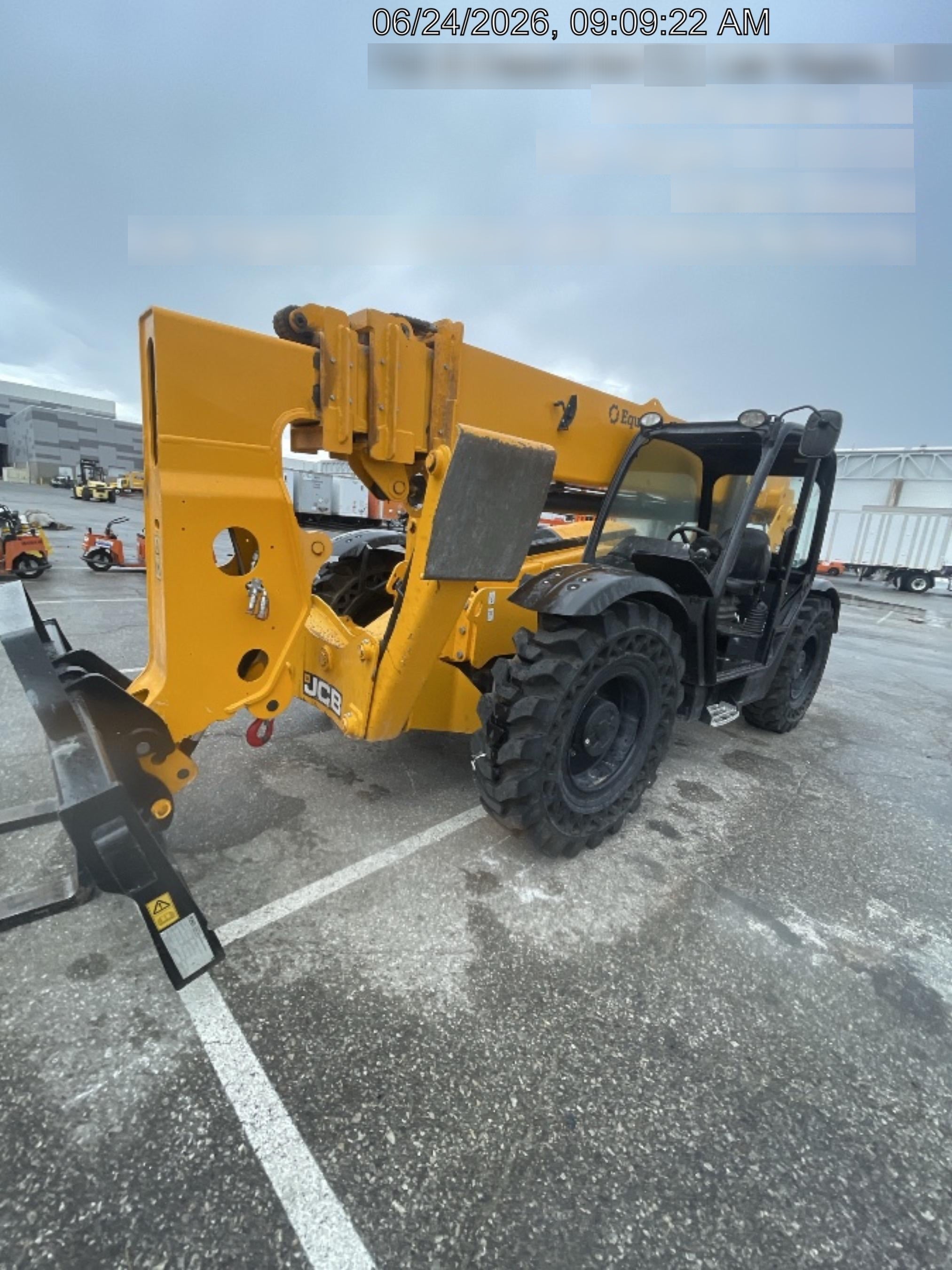 2023 JCB 510-56